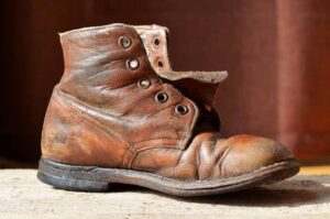 How to Keep Leather Shoes from Cracking and Conquer Shoe Deterioration